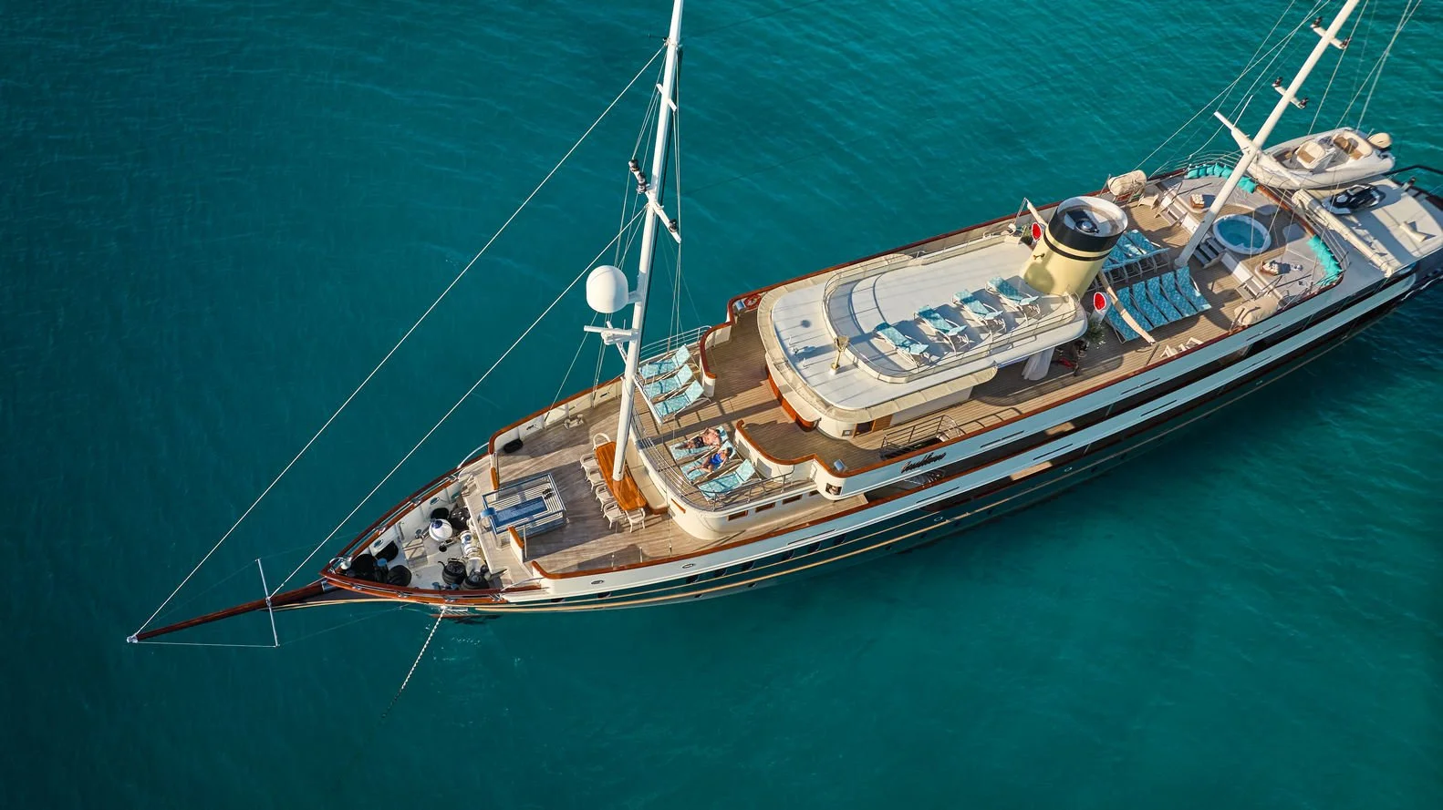 Casablanca Air 60.jpg