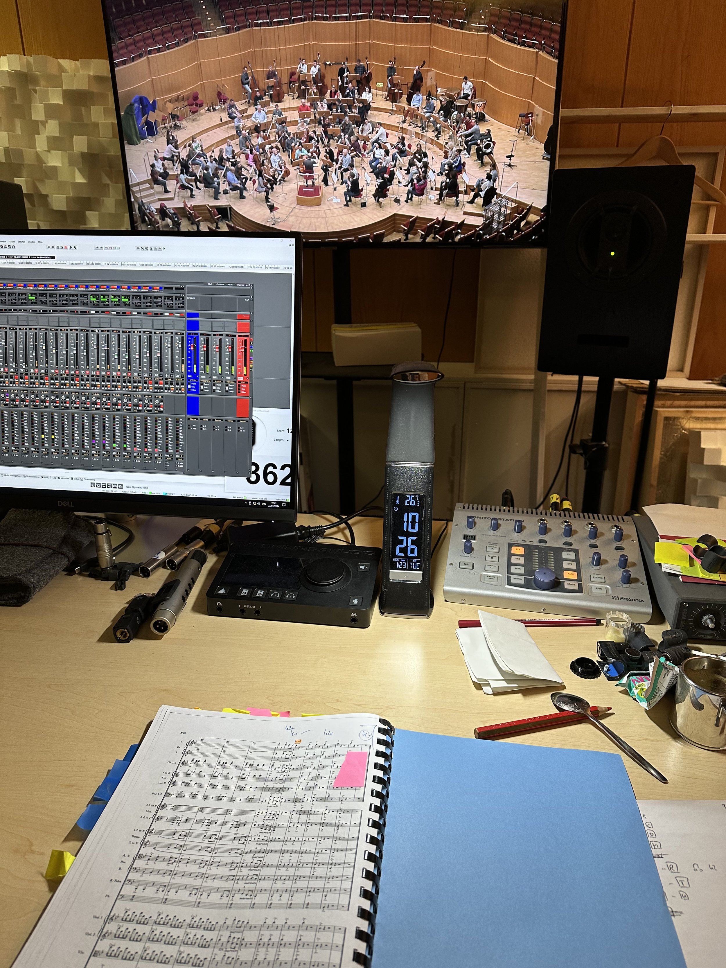 Final take of 9 Bruckner Symphonies throughout 5 years with Gürzenich Orchestra Cologne and François-Xavier Roth for myrios classics