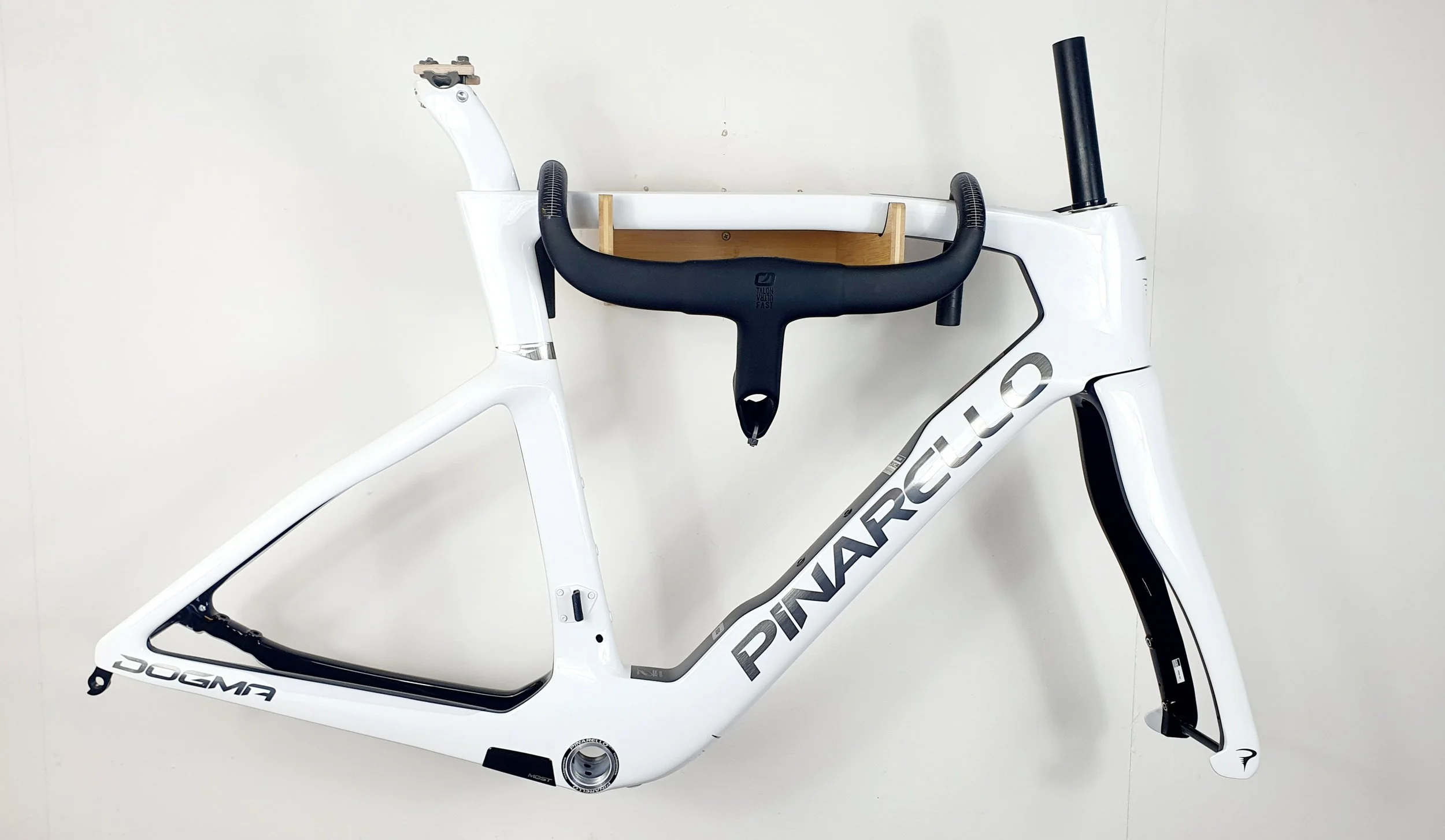 Pinarello Dogma F  Edge Crystal White 55cm