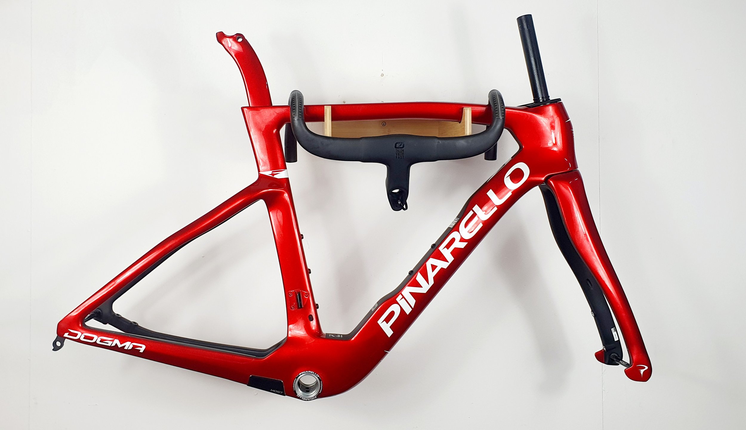 Pinarello Dogma F  Starry Red 53cm
