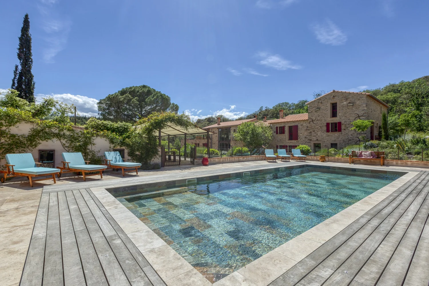 Pool & gardens at Domaine Madrona