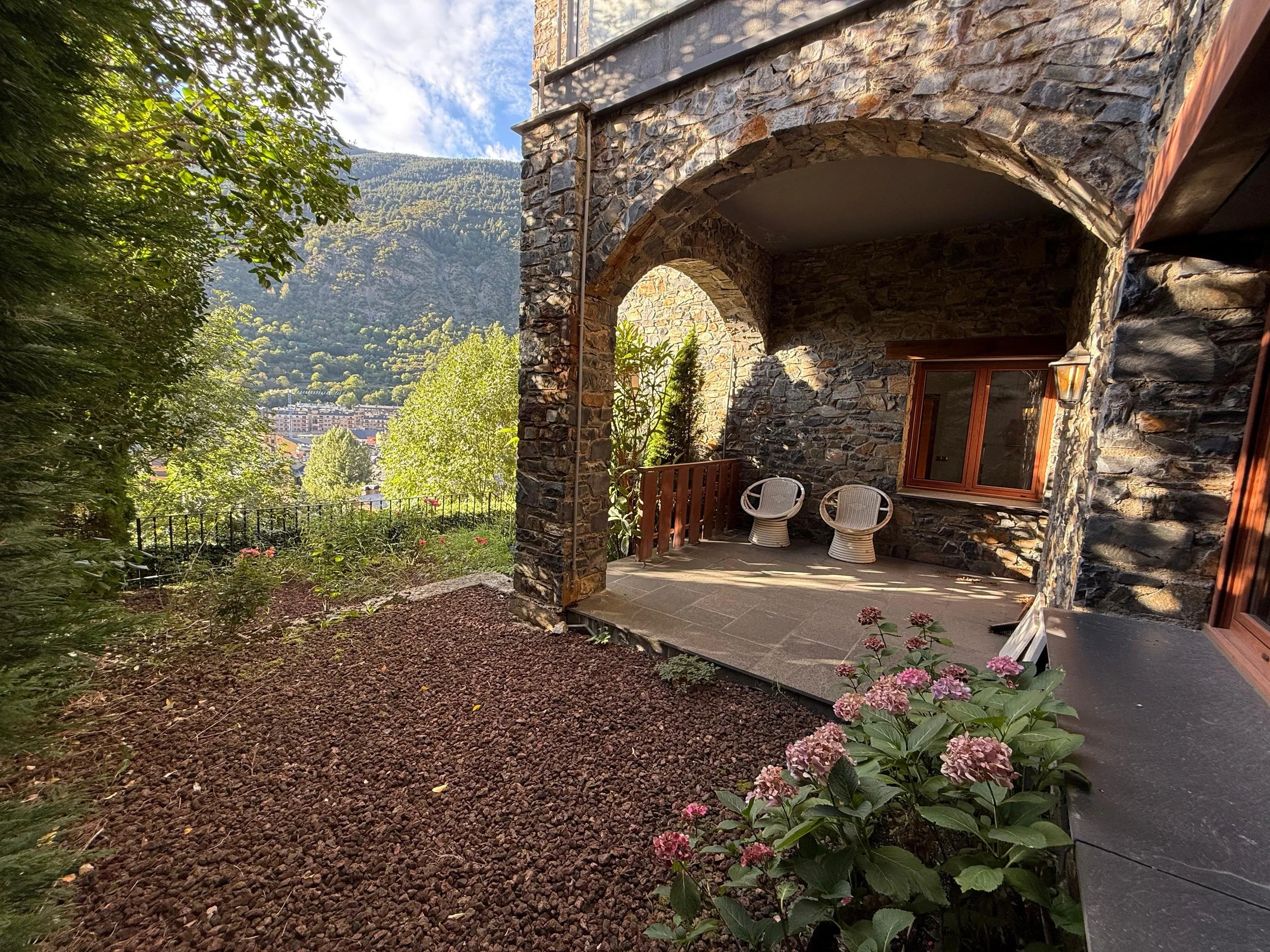 WhatsApp Image 2025-09-15 at 15.34.46 (5).jpeg