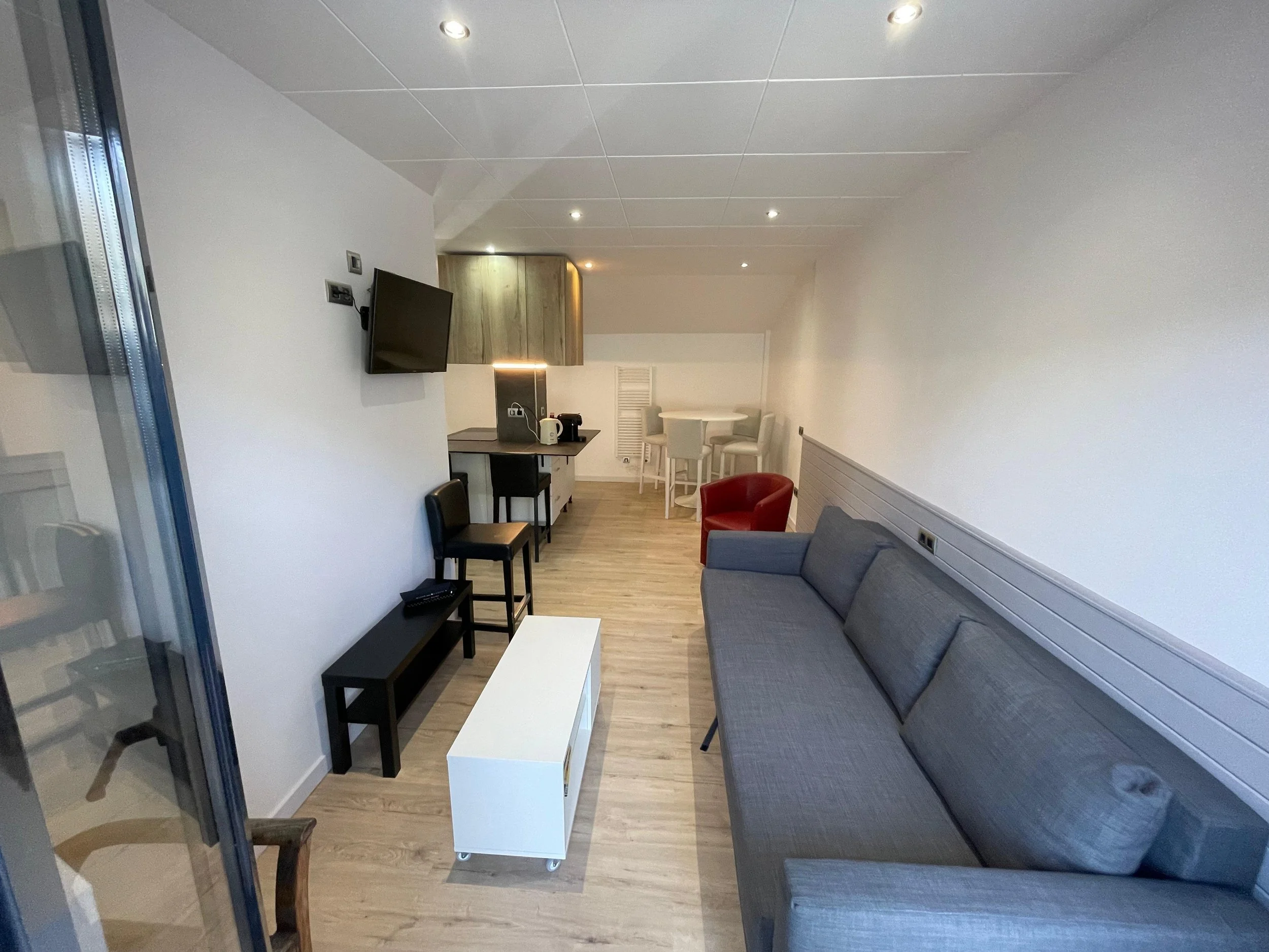 PHOTO-2026-04-29-11-23-58 (1).jpg