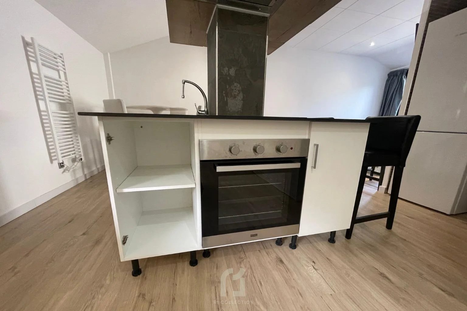 R10094 MILA (12).jpg