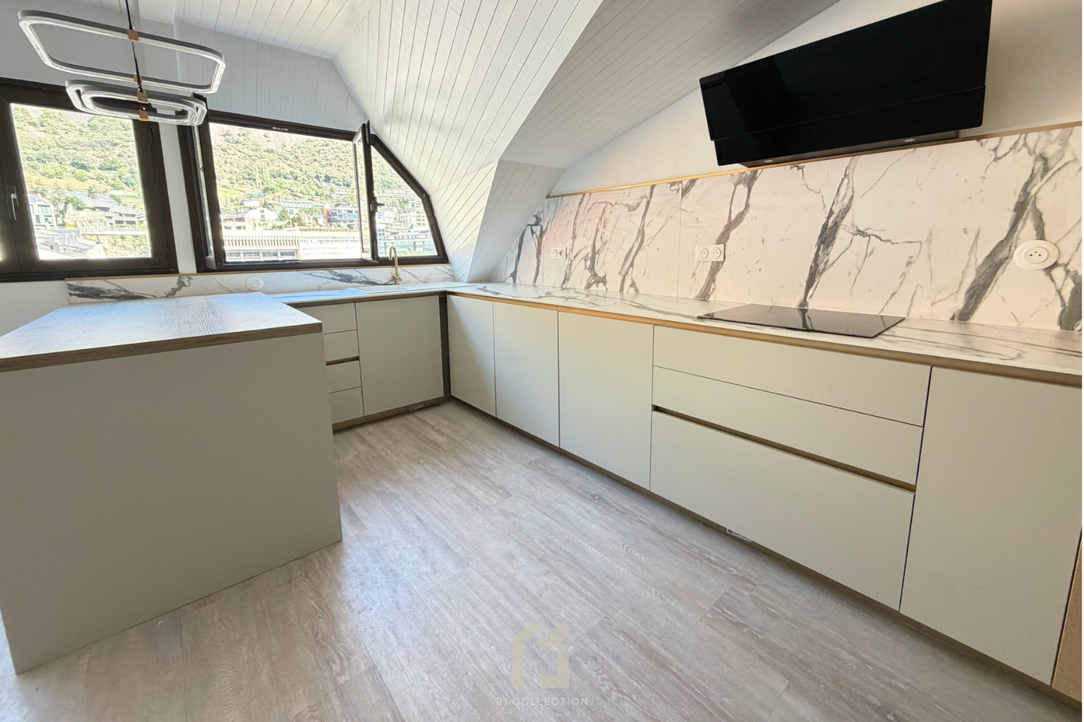 R10099 ATIC ANDORRA LA VELLA (14).png