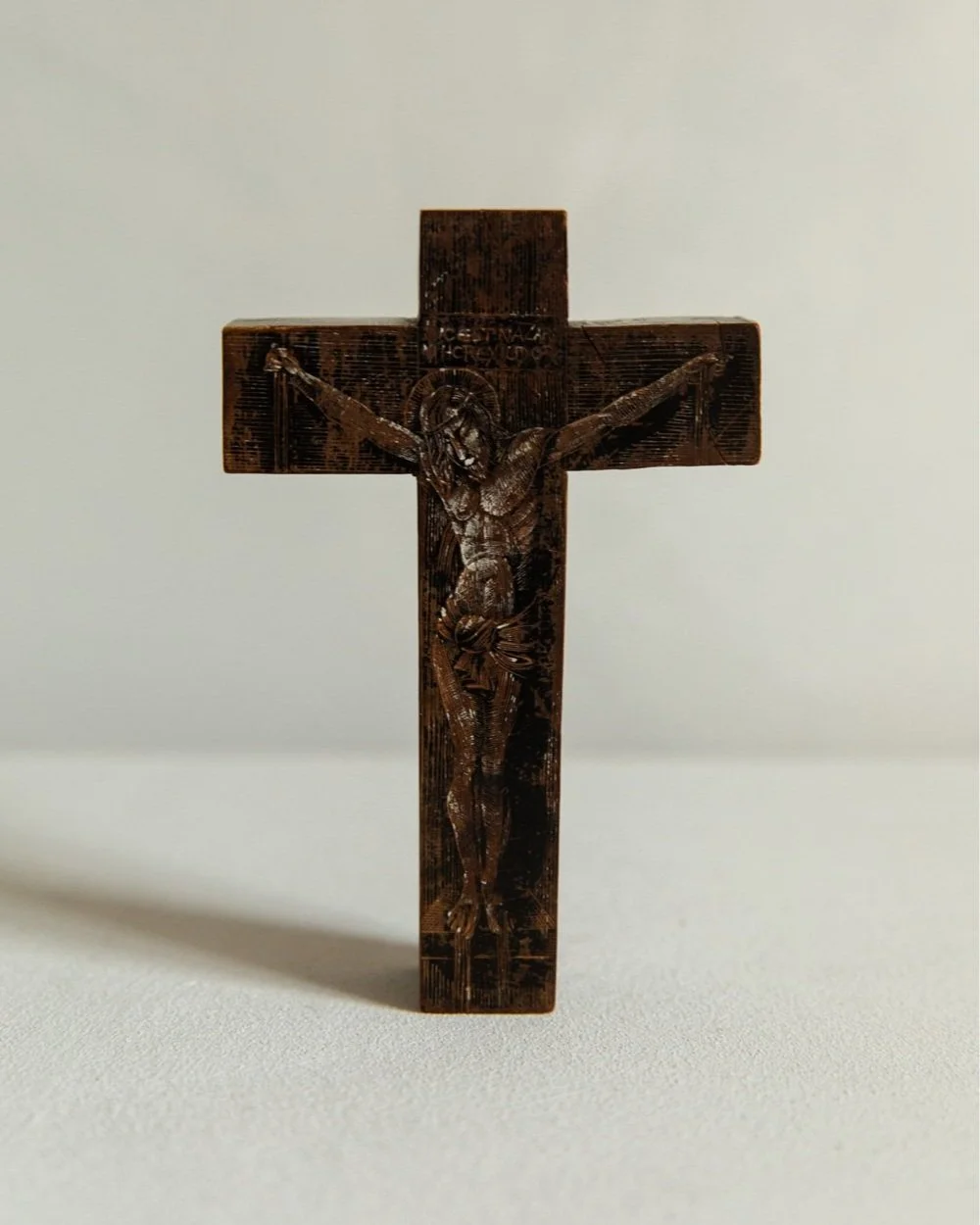wood+crucifix-2.jpg