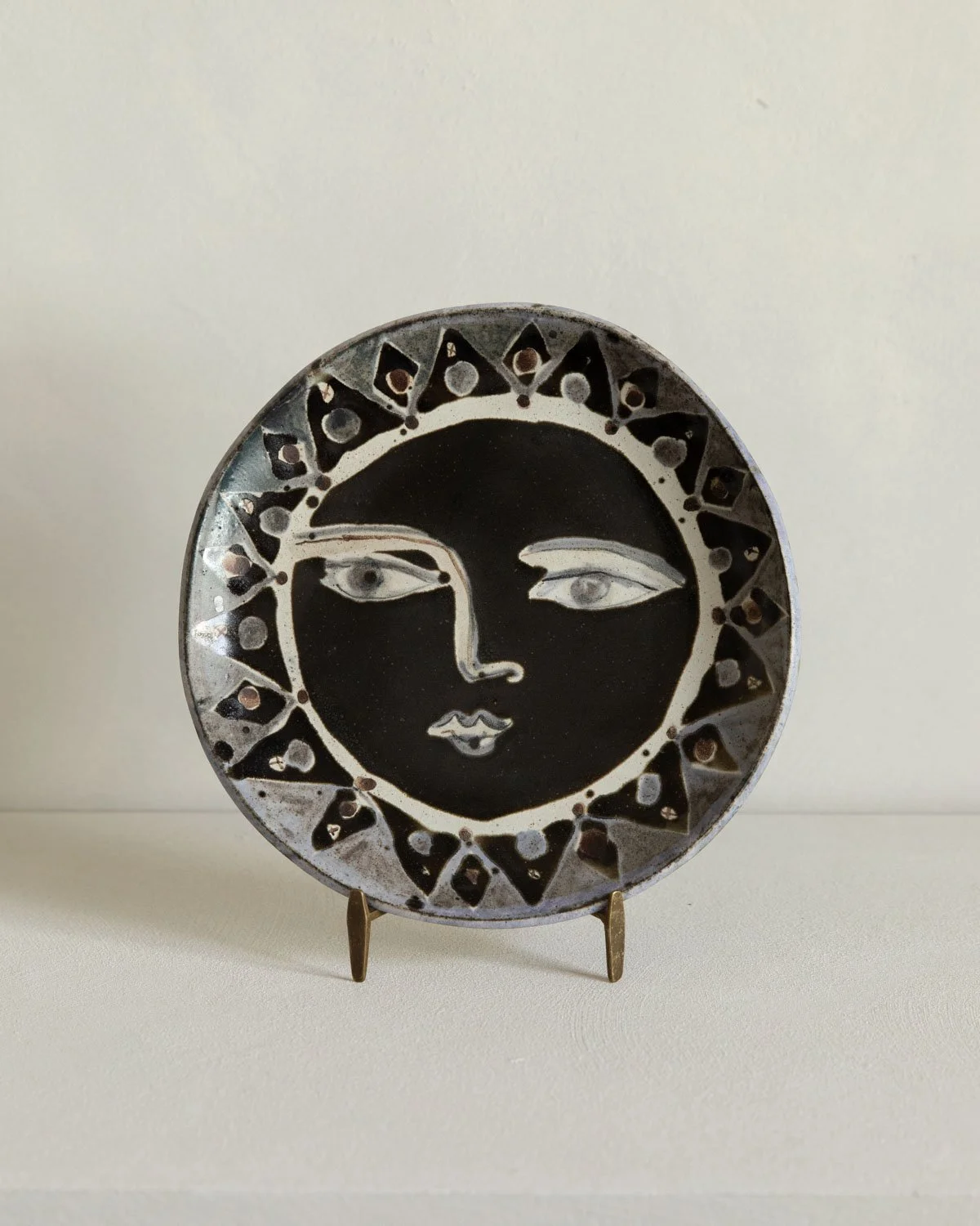 Circular Face Plate by Charlotte Salt, 2026