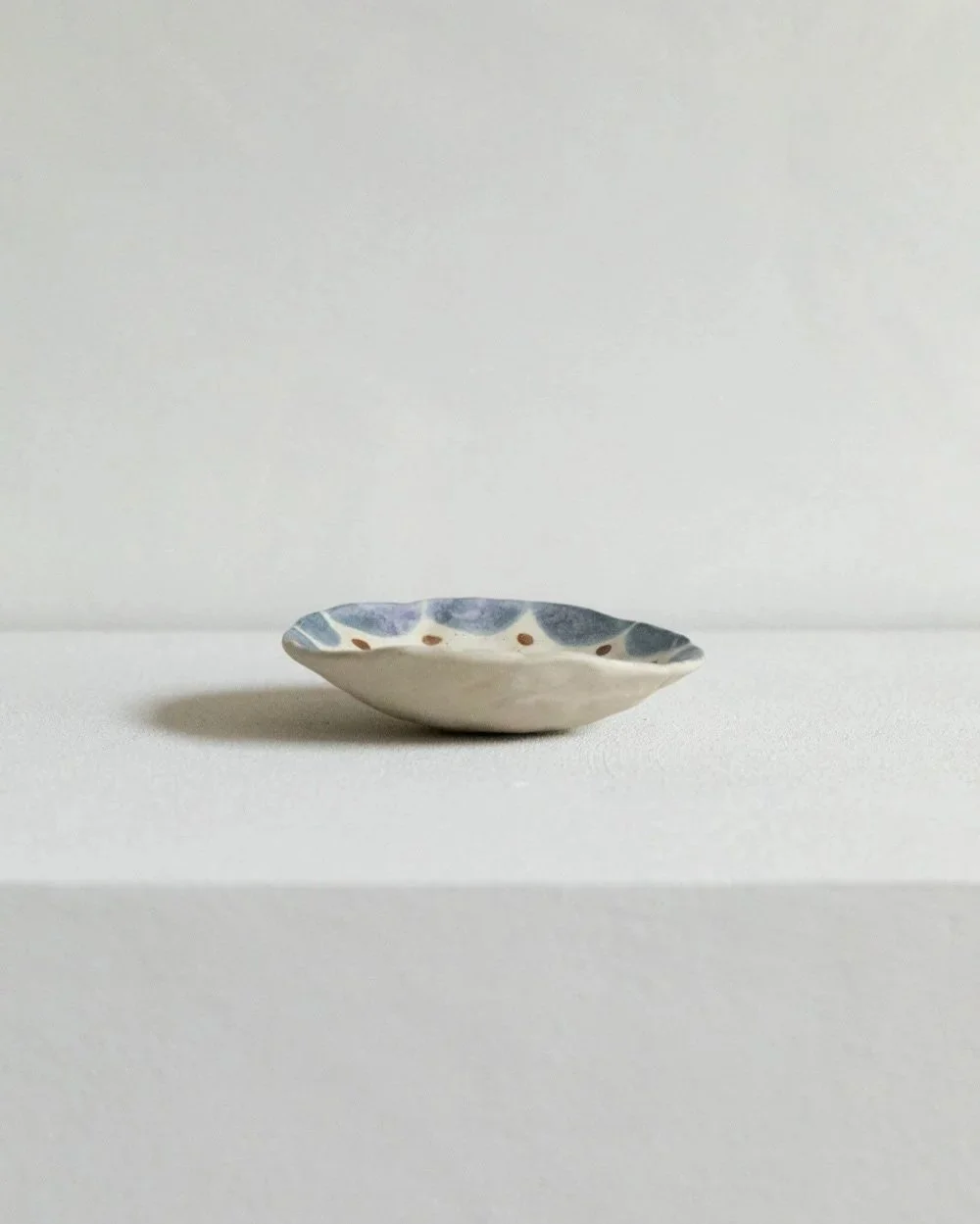 Pinched+Dish+by+Charlotte+Salt-8.jpg
