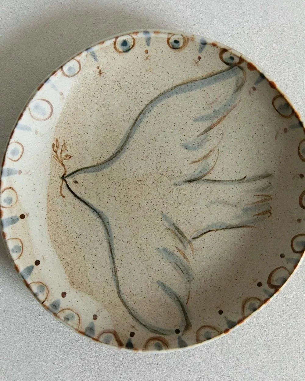 Circular+Bird+Plate+by+Charlotte+Salt-3.jpg