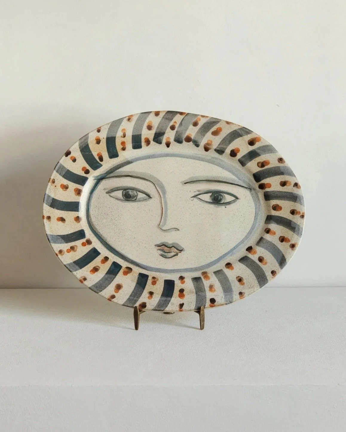 +Oval+Face+Plate+by+Charlotte+Salt%2C+2026-5.jpg