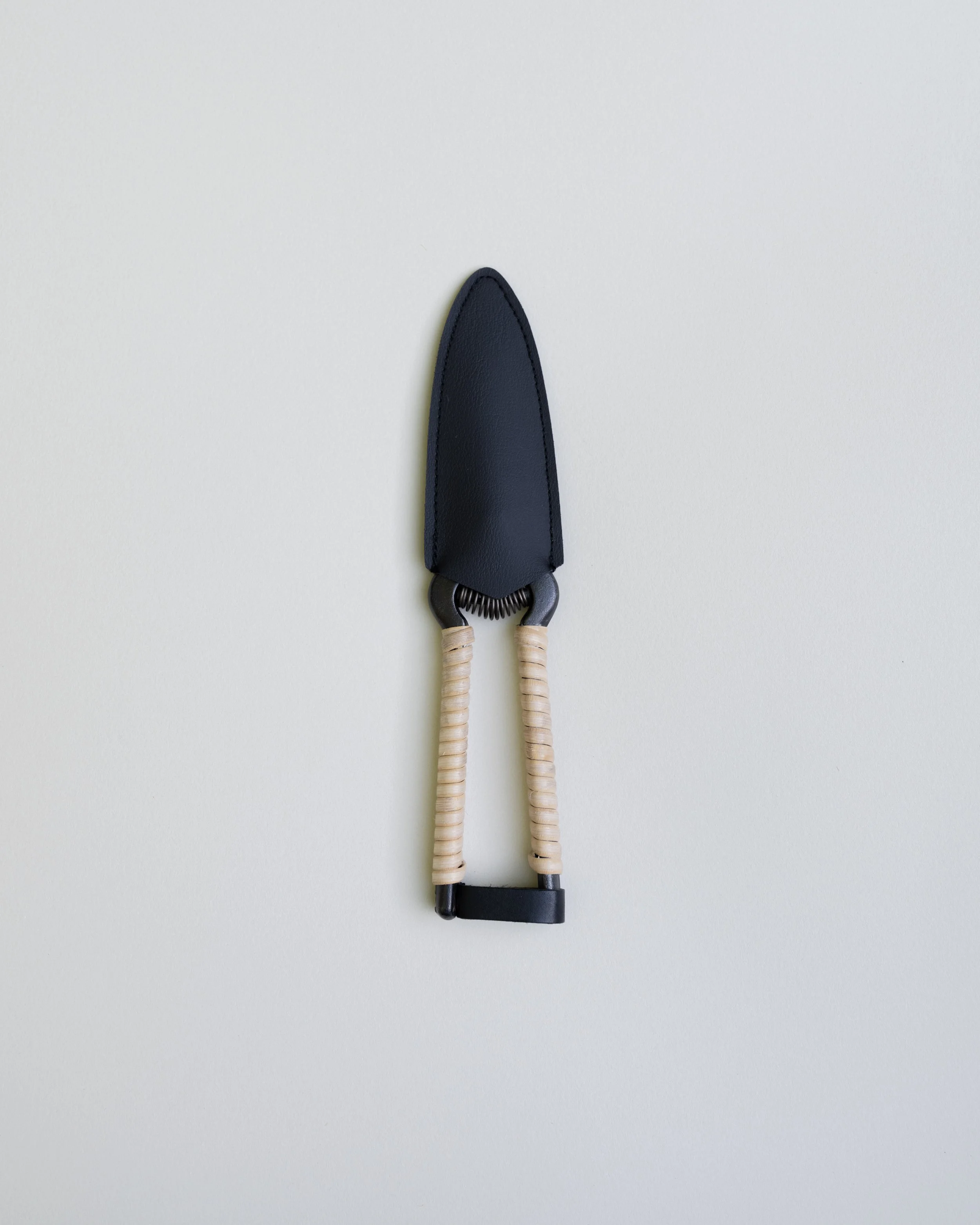 2026_07_ArteHouse_E-Comm_Niwaki_Rattan Snips_13 1.jpg