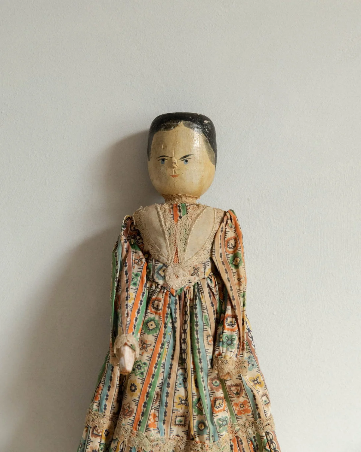 19th Century Grodnertal Wooden Peg Costume Doll--2.jpg