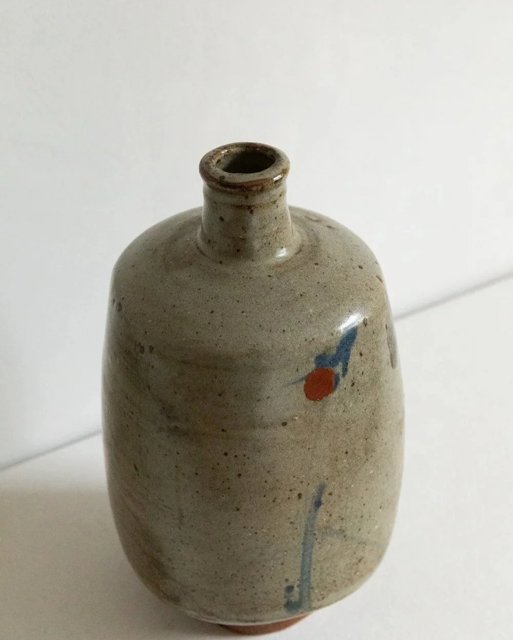 Stoneware+Bottle+Vases-13.jpg