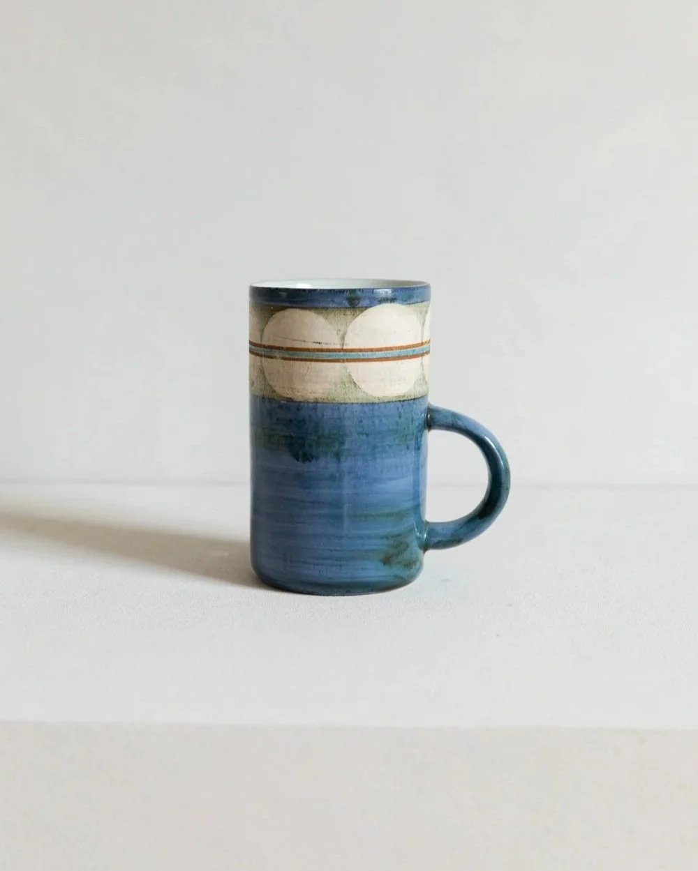 Stoneware+Mug+by+Alison+Brigden+for+Troika+Pottery%2C+Cornwall%2C+c.1970-5.jpg