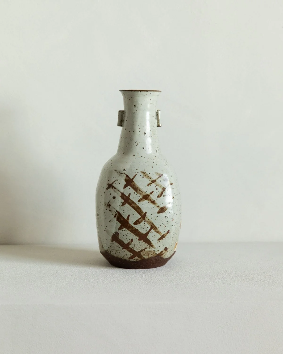 Cross Hatch Decoration Vase by Janet Leach-4.jpg