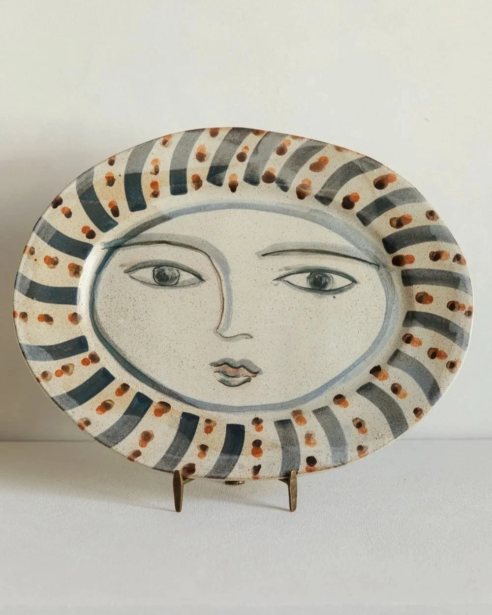 +Oval+Face+Plate+by+Charlotte+Salt%2C+2026-6.jpg