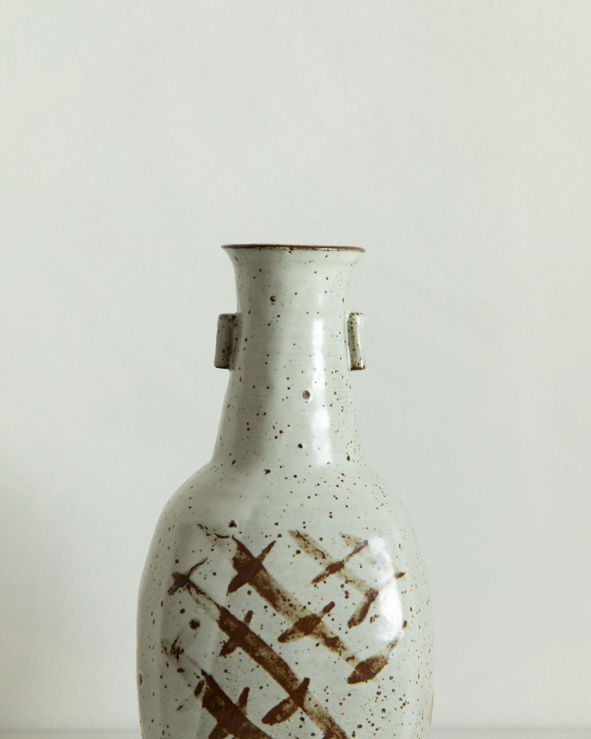 Cross Hatch Decoration Vase by Janet Leach-5.jpg