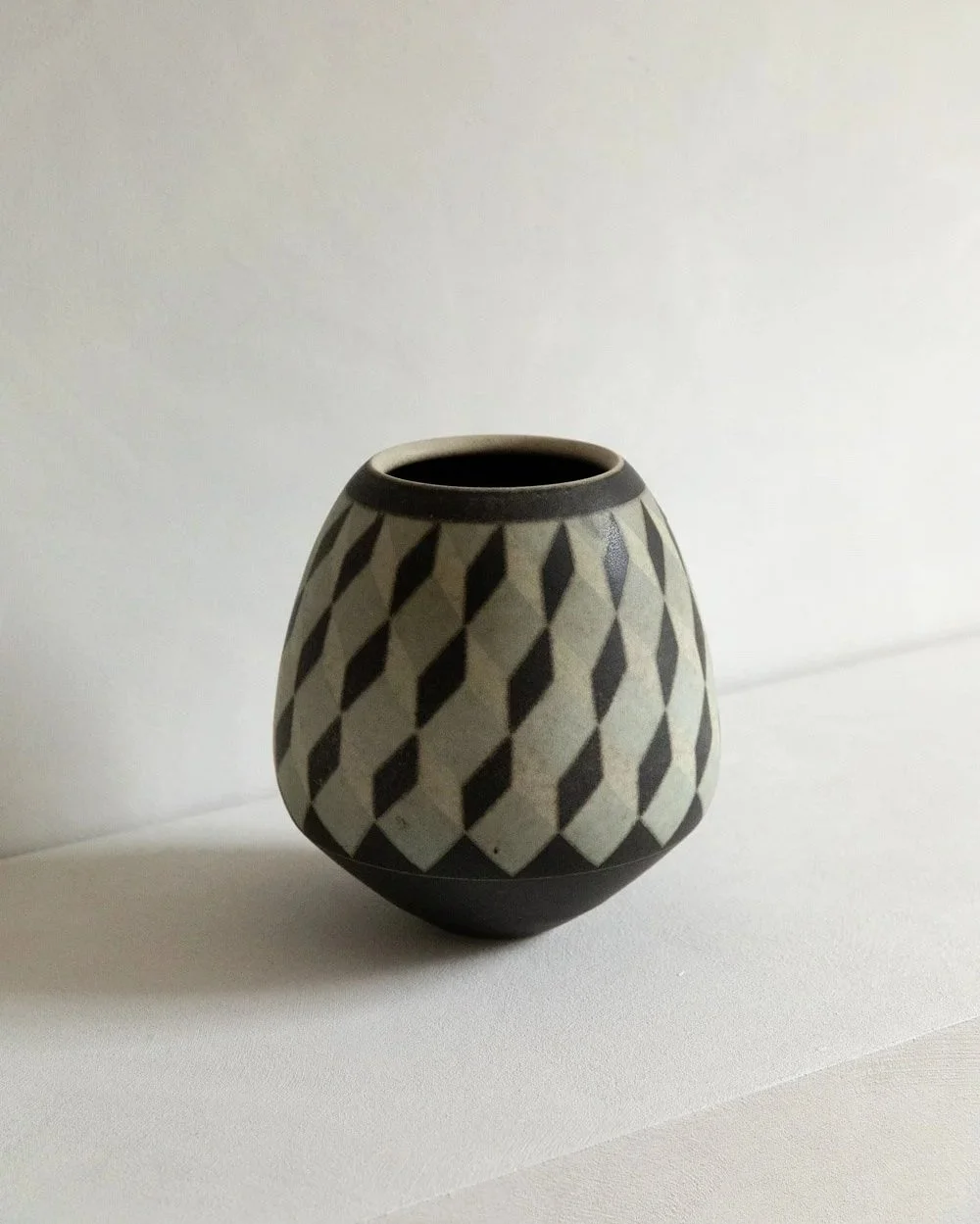 Tall+Stoneware+Vessel+with+Geometric+Decoration+by+Inke+Lerch+Bordersen-2.jpg
