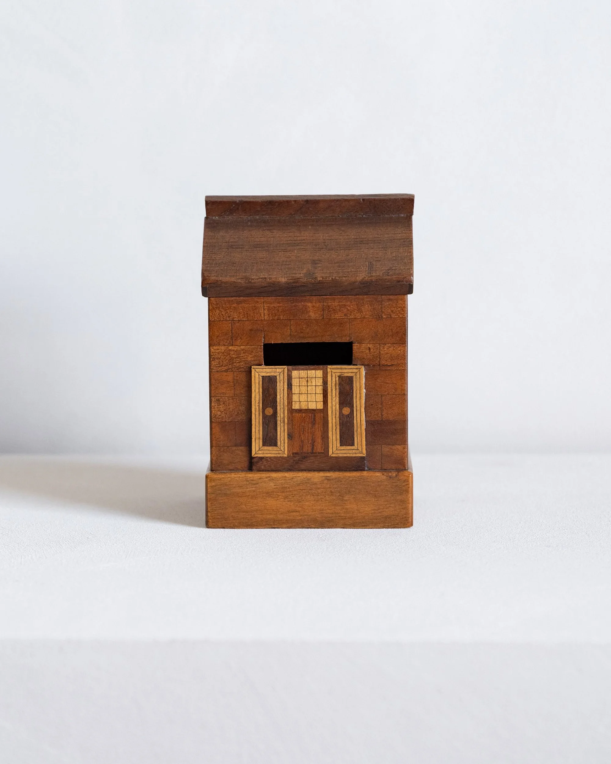2026_07_ArteHouse_E-Comm_19C Parquetry Bank_.jpg