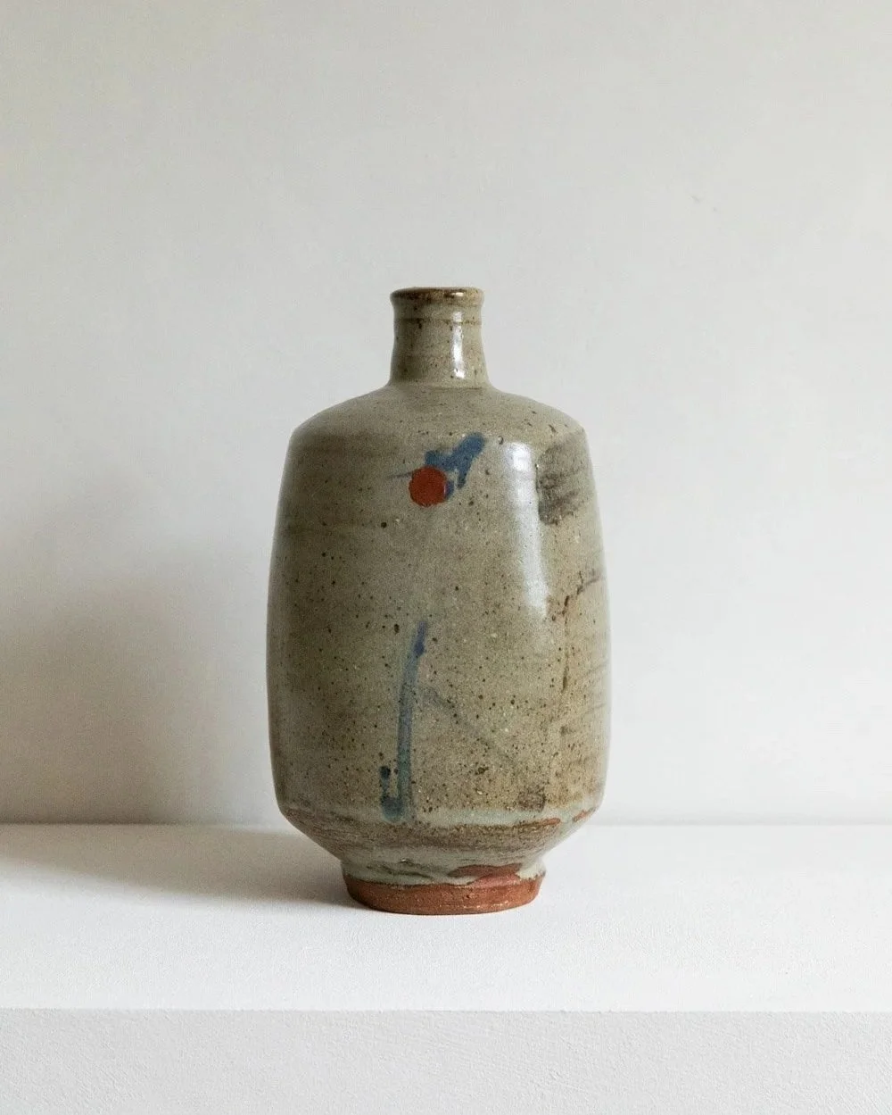 Stoneware+Bottle+Vases-11.jpg