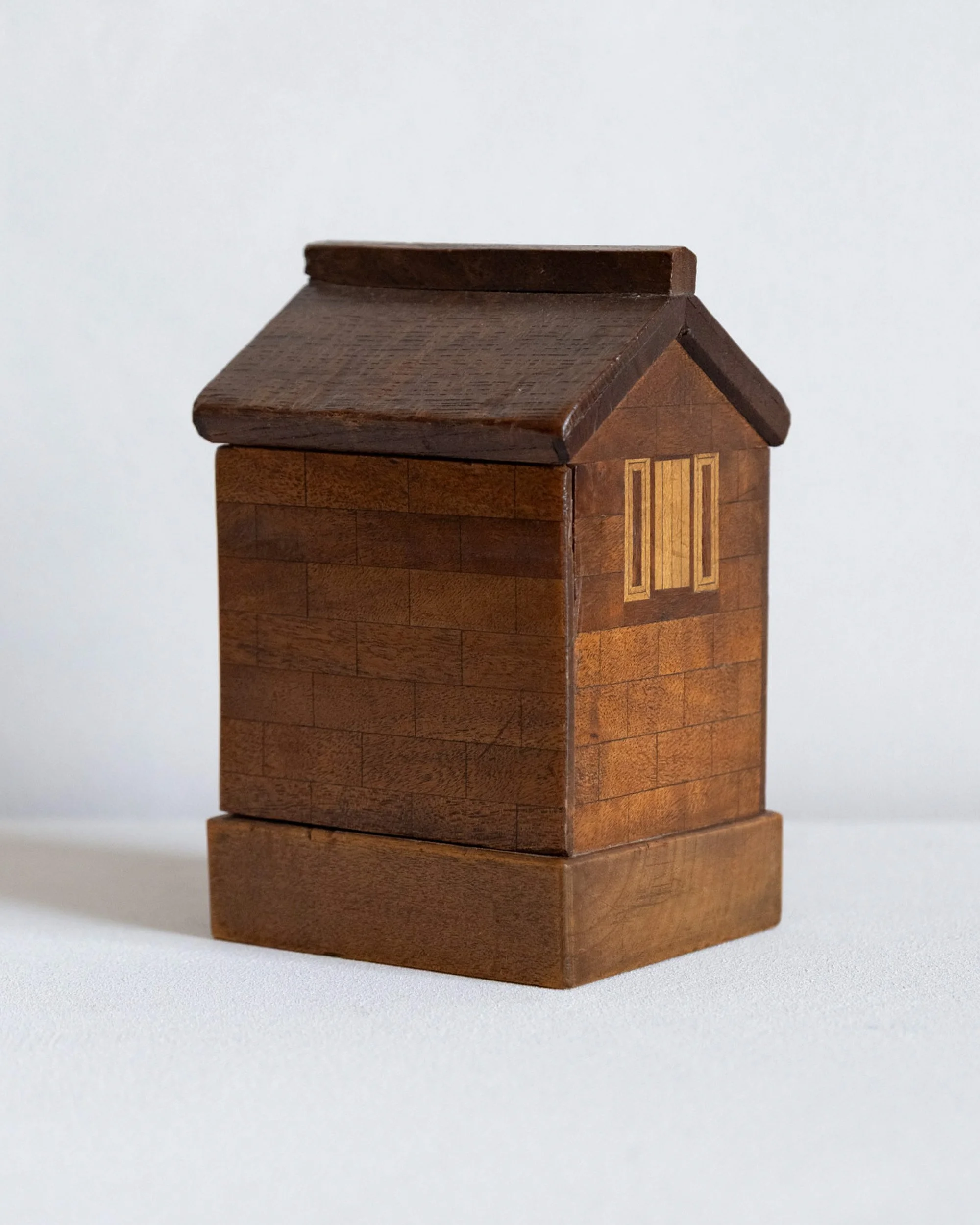 2026_07_ArteHouse_E-Comm_19C Parquetry Bank_-3.jpg