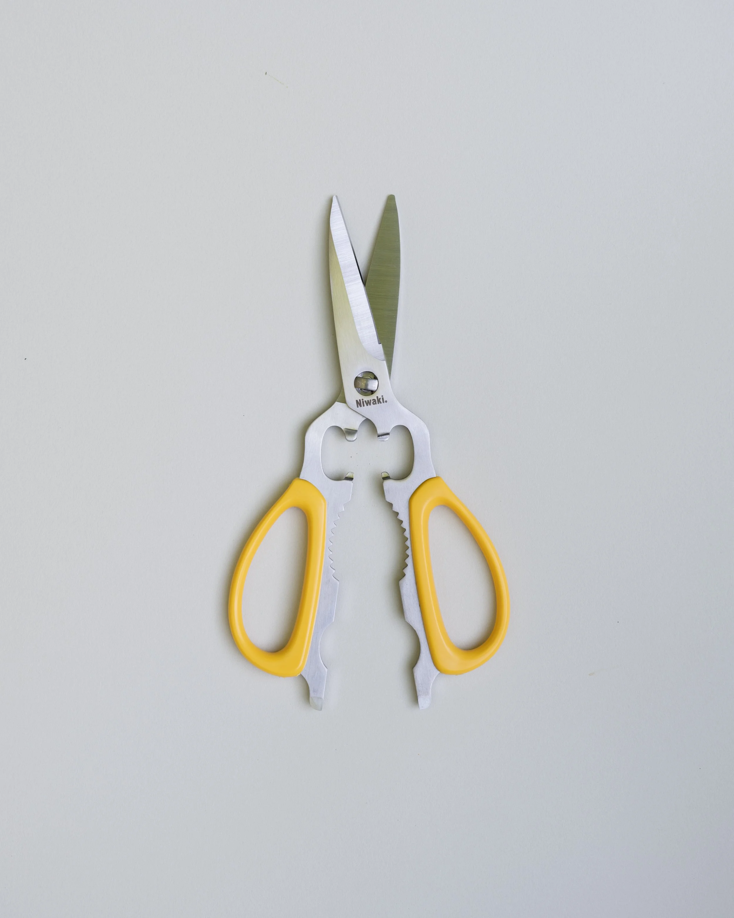 2026_07_ArteHouse_E-Comm_Niwaki_Kitchen Scissors_-3.jpg