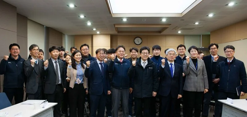 조명래 환경부 장관 당사 격려 방문