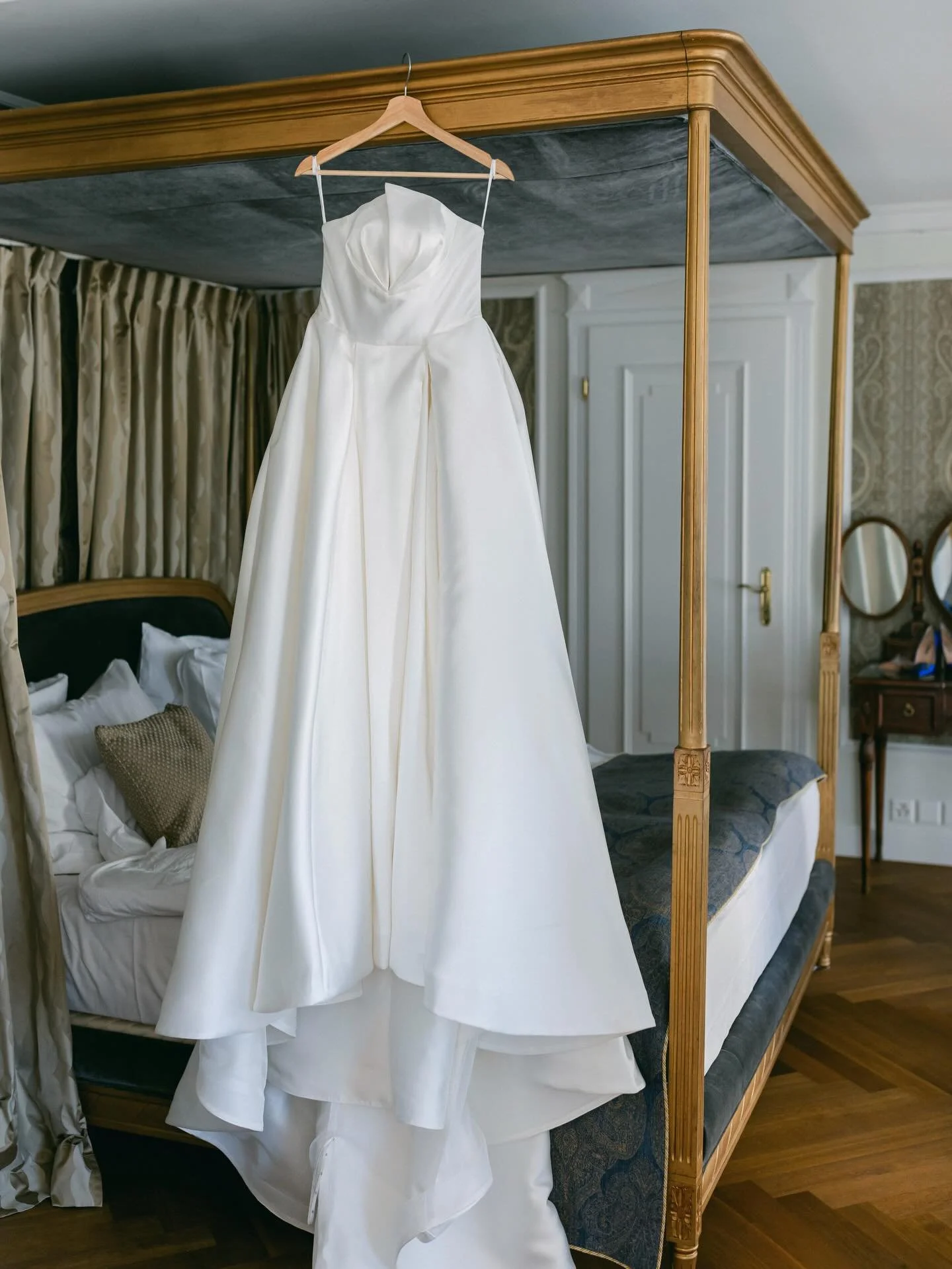 2025, told through beautiful &amp; iconic bridal dresses.

A year of beautiful brides, meaningful details, and moments we were grateful to contribute to. 🤍