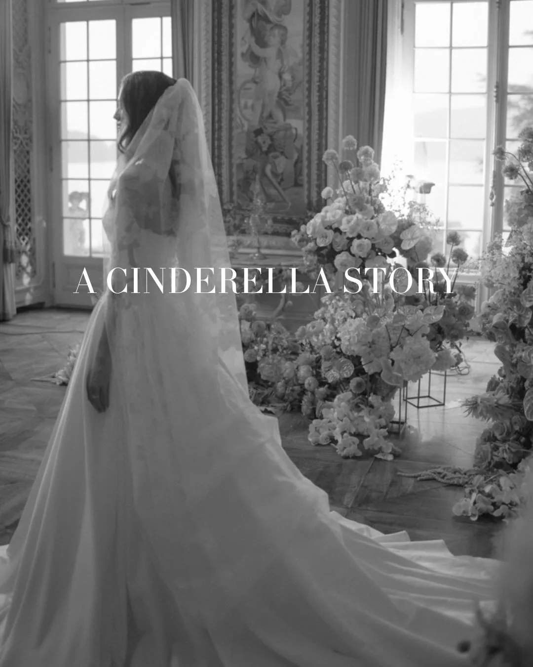 A Cinderella Fairytale, brought to life.

&mdash;&mdash;&mdash;

Venue: @st_charles_hall
Wedding planning: @finestdecor.ch
Floral design: @finestdecor.ch
Photographer: @alina_smit_photo
Assistant: @red_pepper
Wedding dress: @zoro.zurich
Bridal veil: 