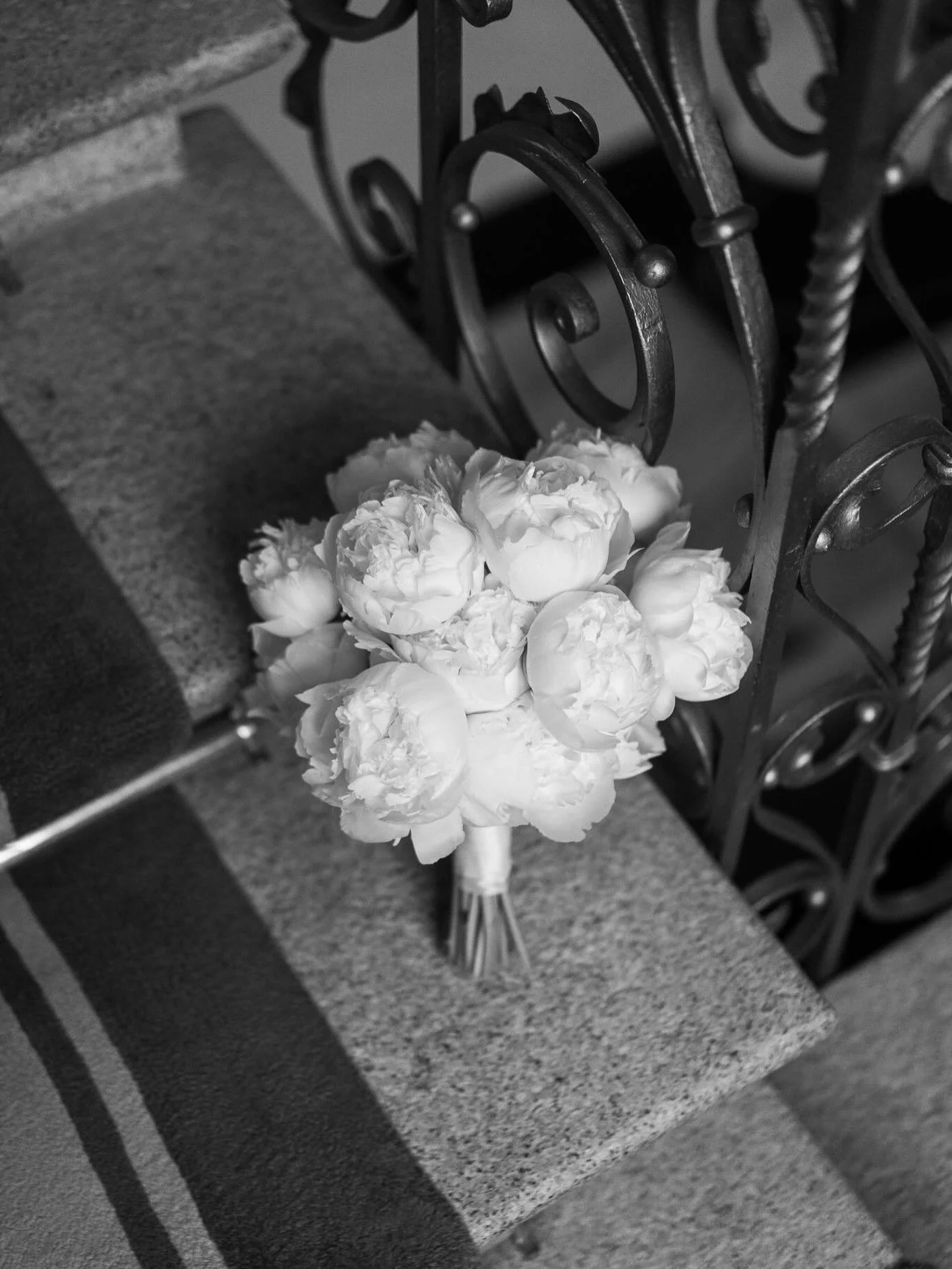 Details for Kimia &amp; Dimitri 🤍

photographie @oljadietiker_wedphoto 
location @thedoldergrand 
dress @hera_zuerich 
suit @dolcegabbana 
rings @tiffanyandco 
content creator @momentsbysimi 
cake @el_pastelazo_ 
sweets @evechocolatedesign 
floral d