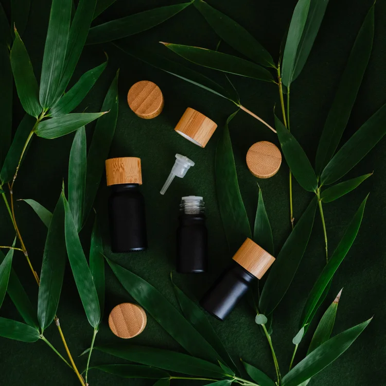 Twist-top Bamboo Cap