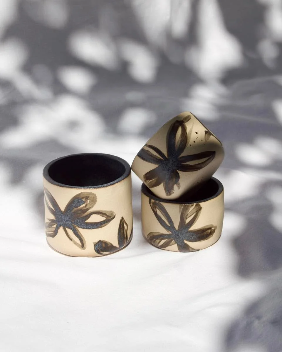 um die warmen Sommern&auml;chte festzuhalten - MIDNIGHT BLOOM 

#studiolena #ceramics