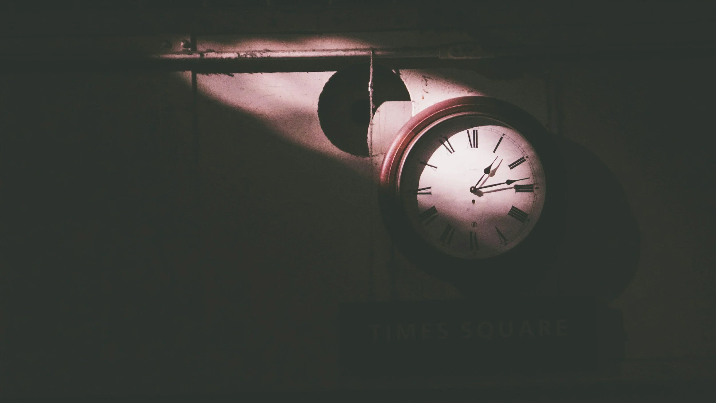 Why Can't I Switch Off at Night? Understanding Racing Thoughts at Bedtime