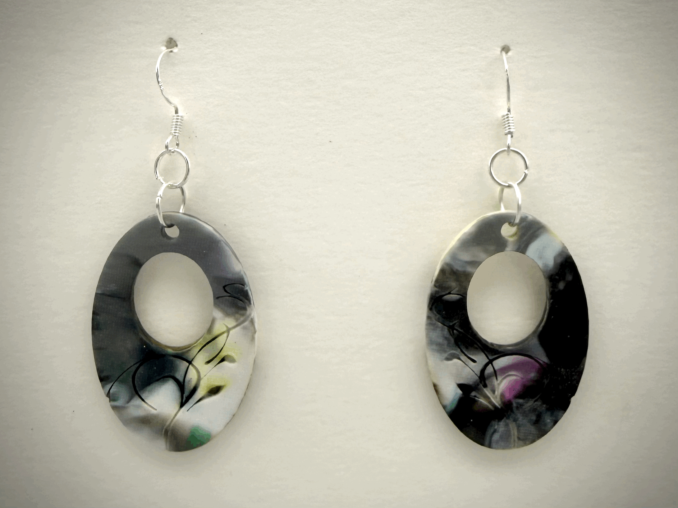 Etched Oval earrings