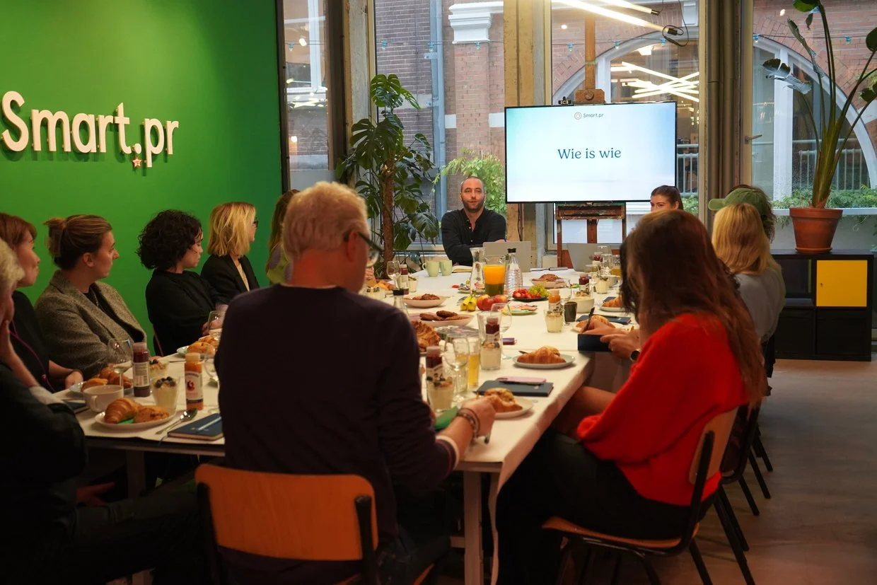Meld je aan voor het PR-ontbijt in Amsterdam 🥐☕️ 