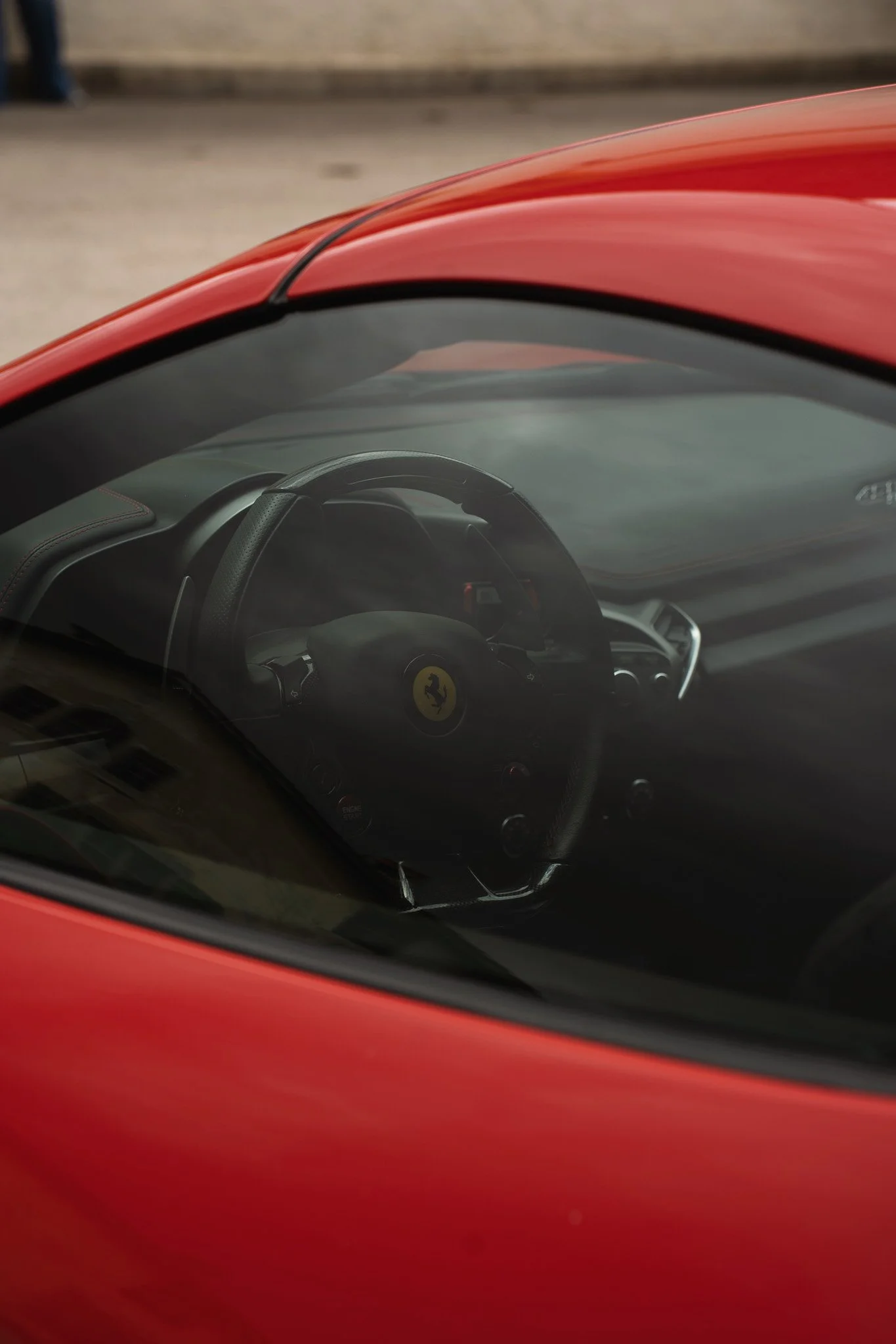 Hero-Secret-Of-Time-Francorchamp-Motors-Constance-Dero-7.jpg