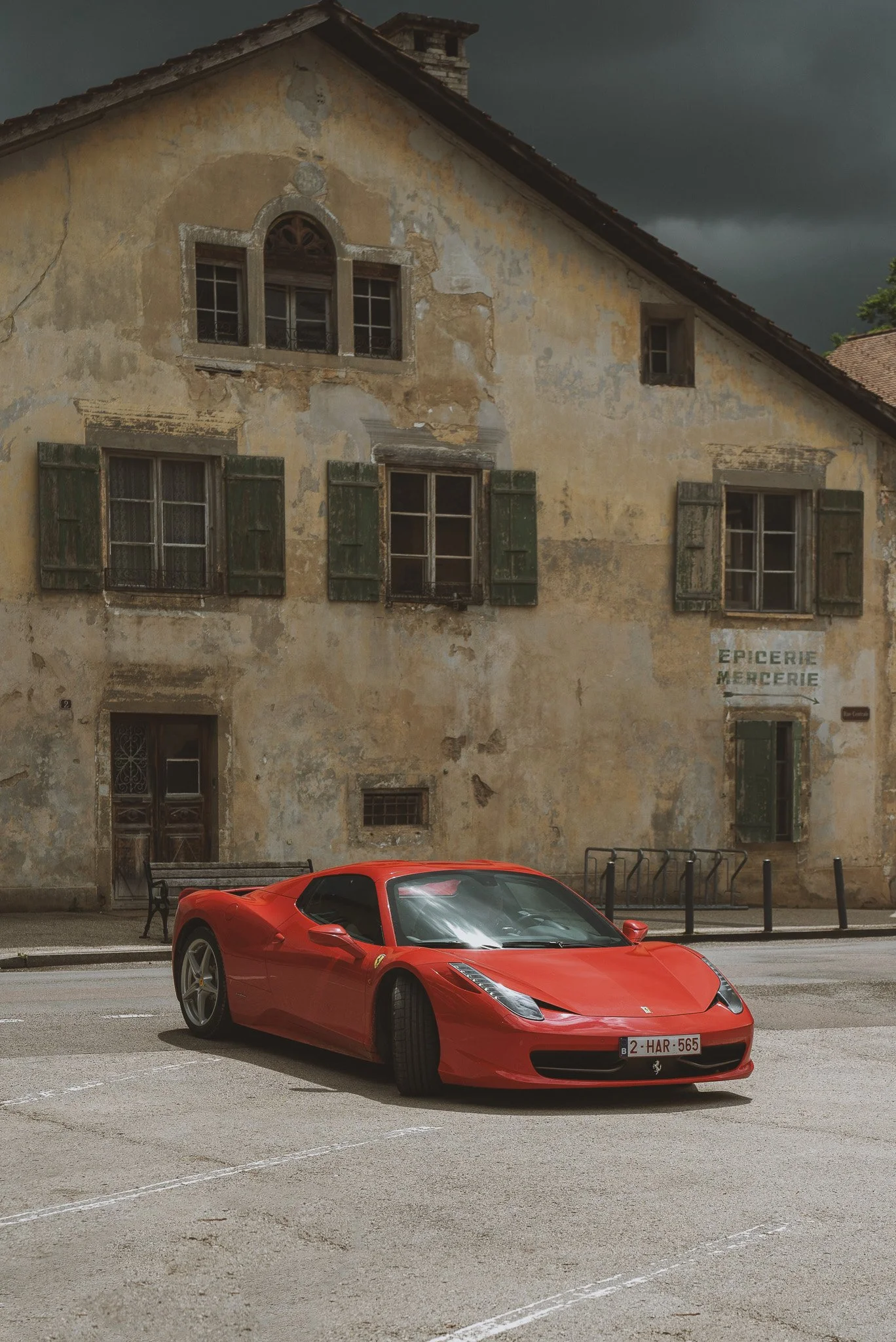 Hero-Secret-Of-Time-Francorchamp-Motors-Constance-Dero-6.jpg