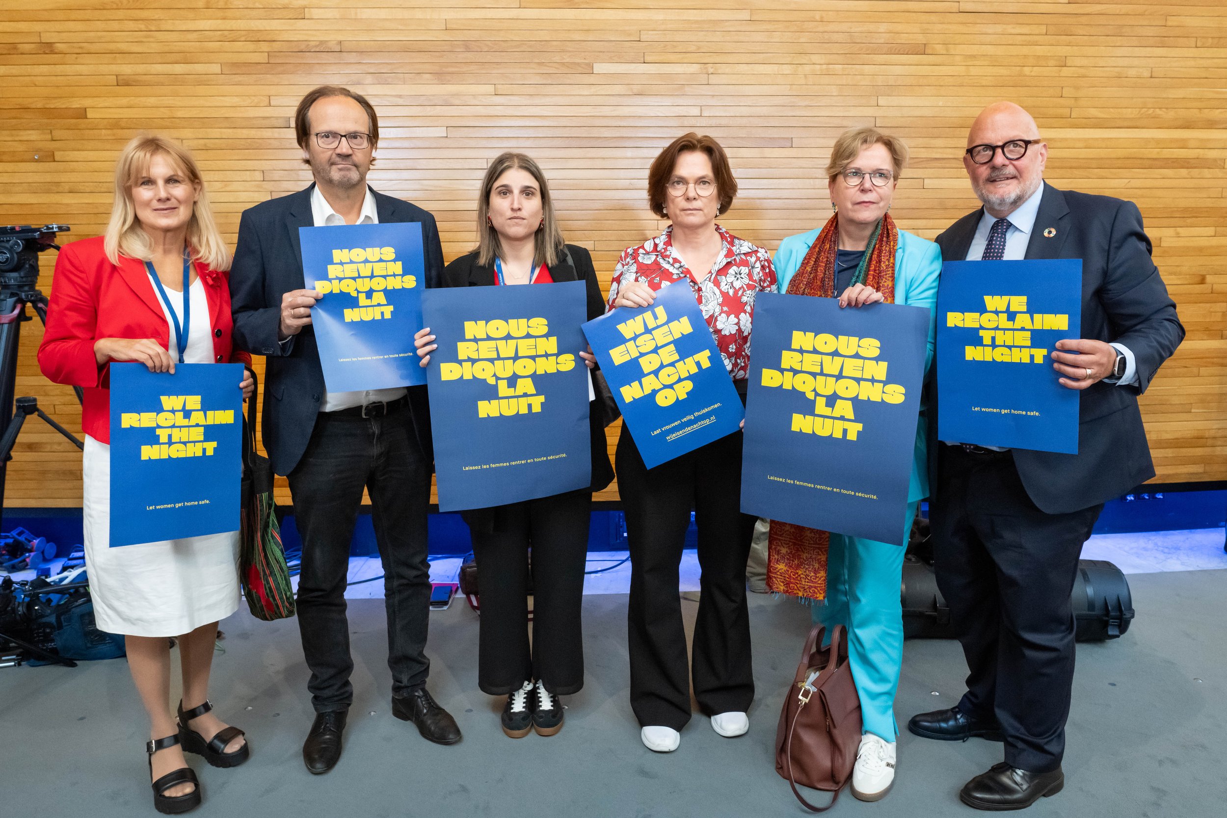 We Reclaim the Night – Let Women Get Home Safe !