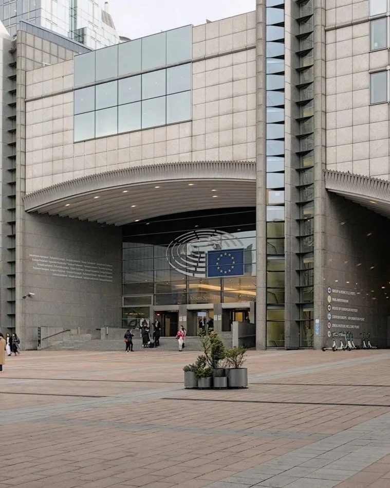 Des enfants au Parlement européen