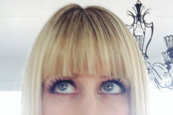 HOW TO CUT YOUR OWN BANGS!