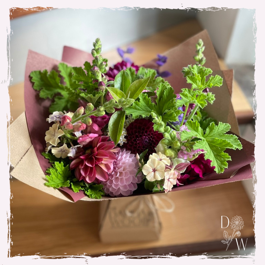 The Dahlia Wood Gift bouquet