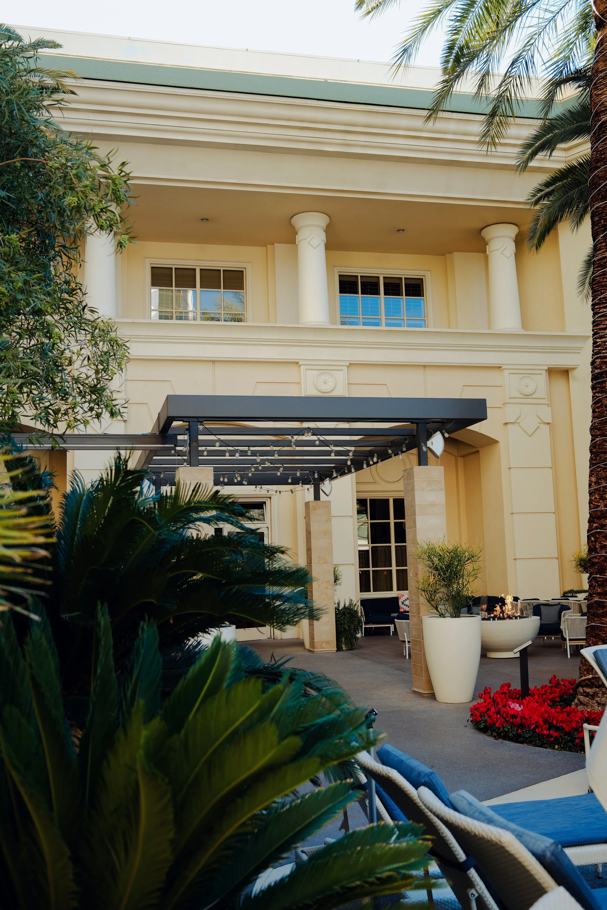 Four-Seasons-LasVegas-Exterior.jpg