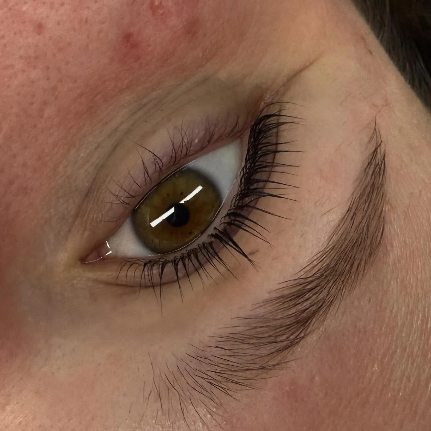 | honey, I&rsquo;m homeeeee 🏡

Which means, back to work today! Few appointments left for October. DM me to snag your spot for Halloween lashes 👻