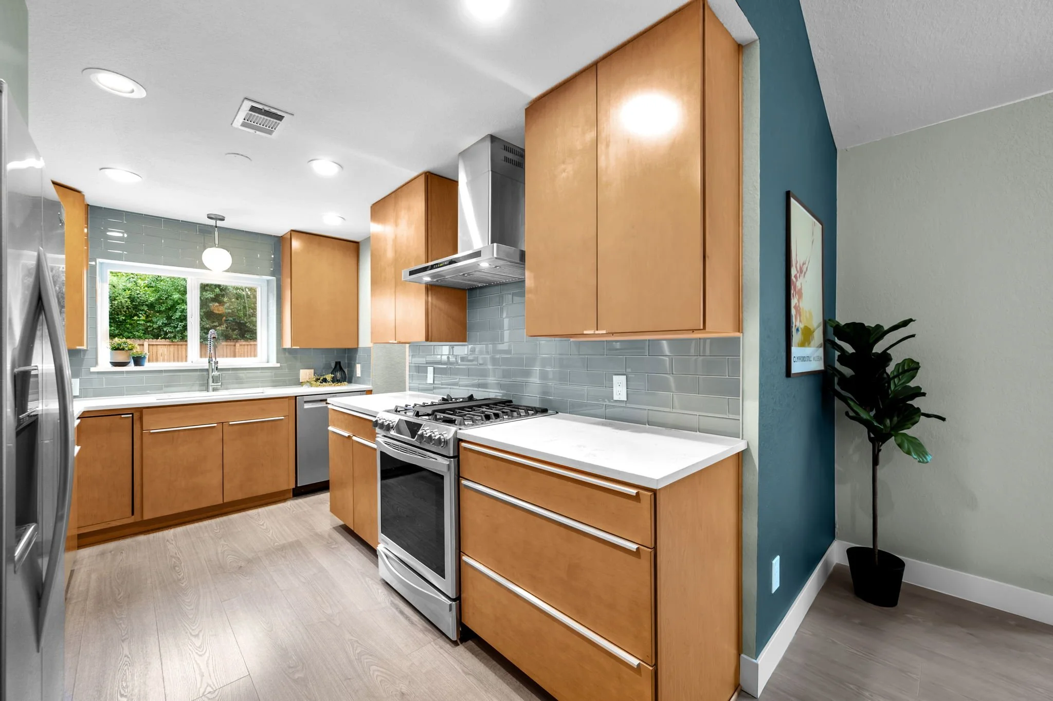 15-web-or-mls-SLS_8359 (2).jpg