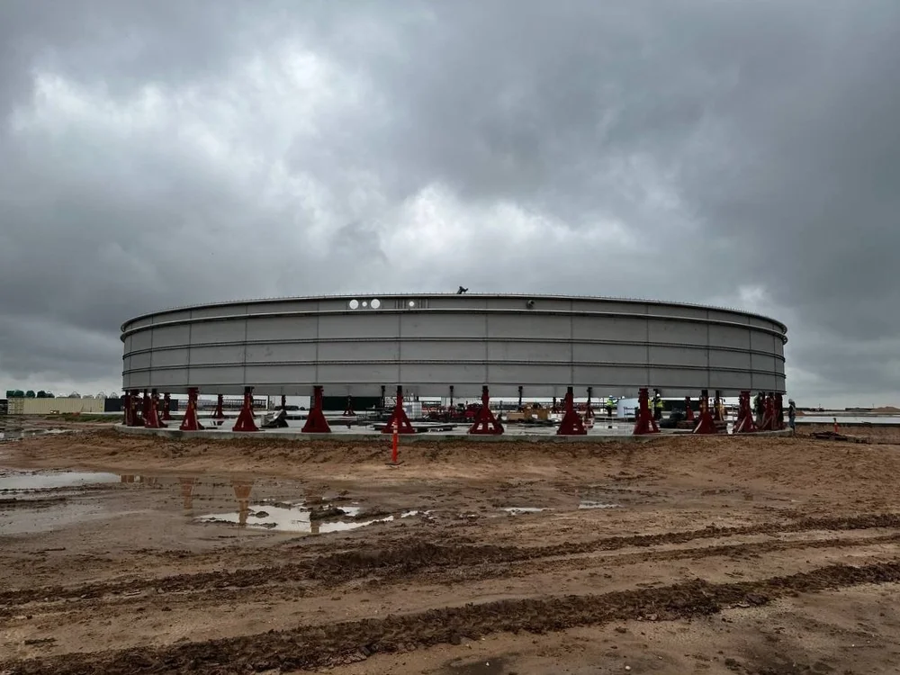 Large-diameter steel tank under construction