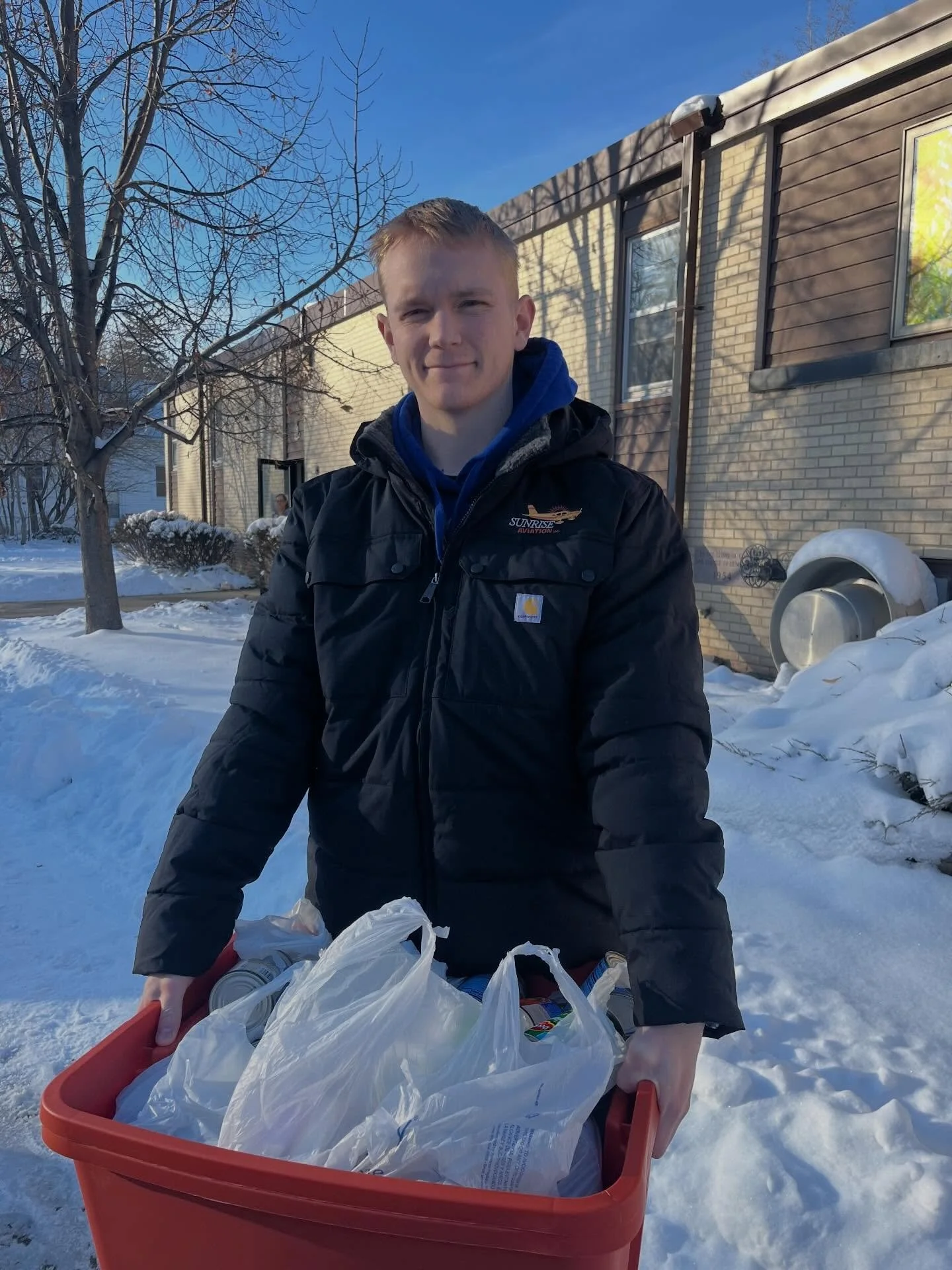Thank you to everyone who donated to our Sunrise Aviation Food Drive for the Salvation Army Food Bank in Albert Lea. We were able to donate OVER 85lbs of food! We appreciate your support &mdash; the sweetest way to wrap up Thanksgiving! 🧡🦃✈️

#salv