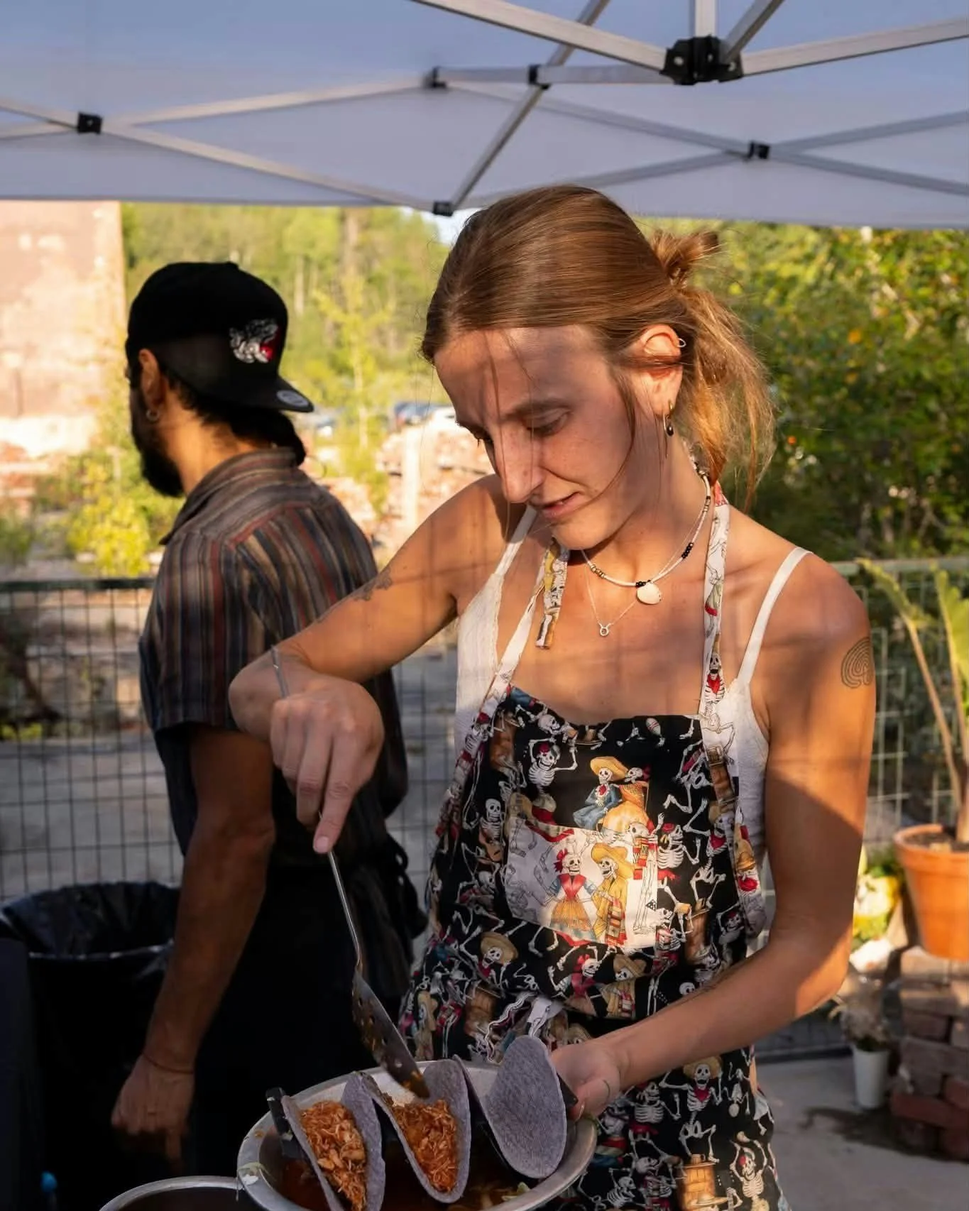 Tacos Nomades sera au rendez-vous demain pour les Ap&eacute;ros de l&rsquo;Usine. 🌮

On vous attend d&egrave;s 16h (petite laine fortement sugg&eacute;r&eacute;e). 🍂
