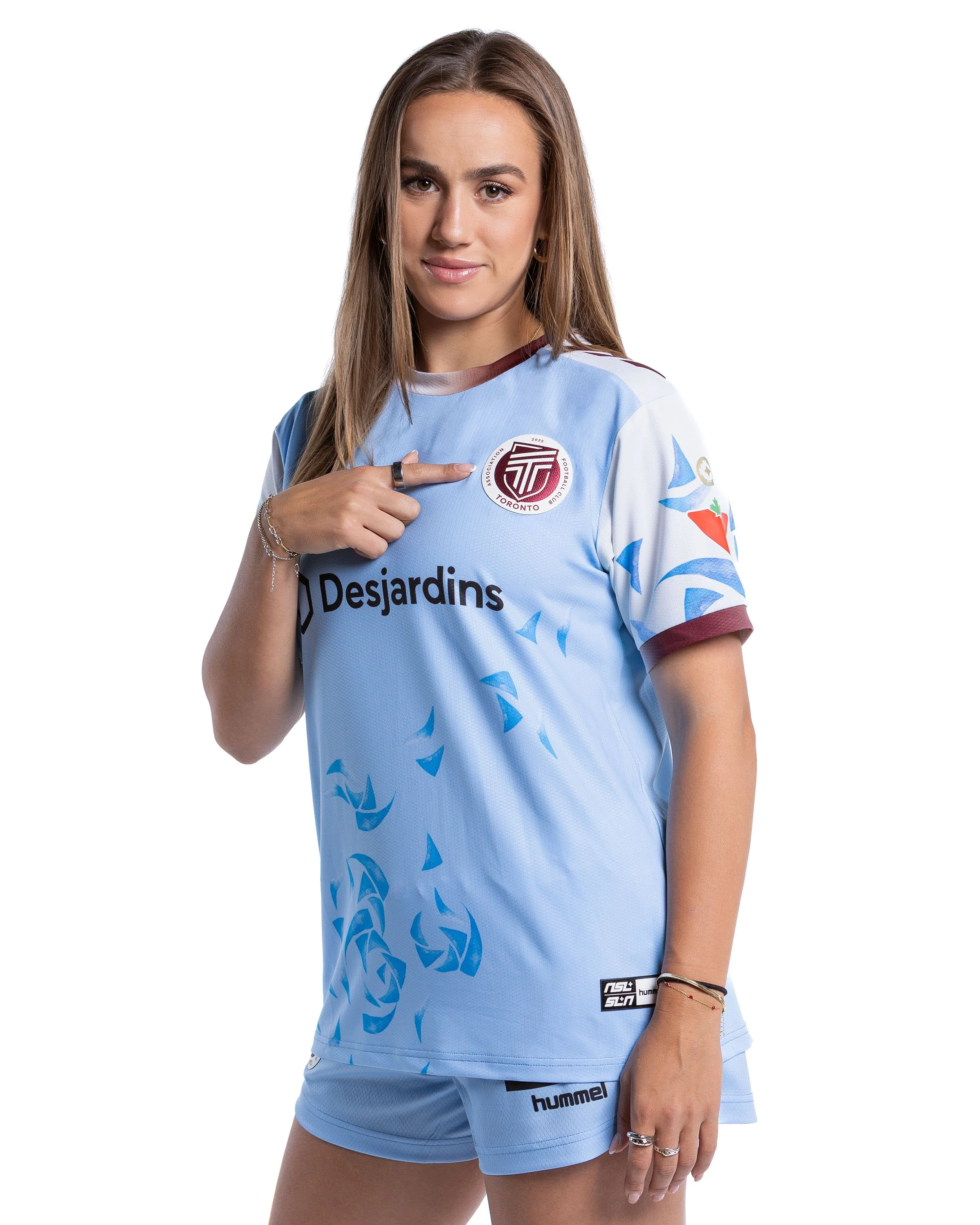 MiaFontana21_Unclipped.jpg