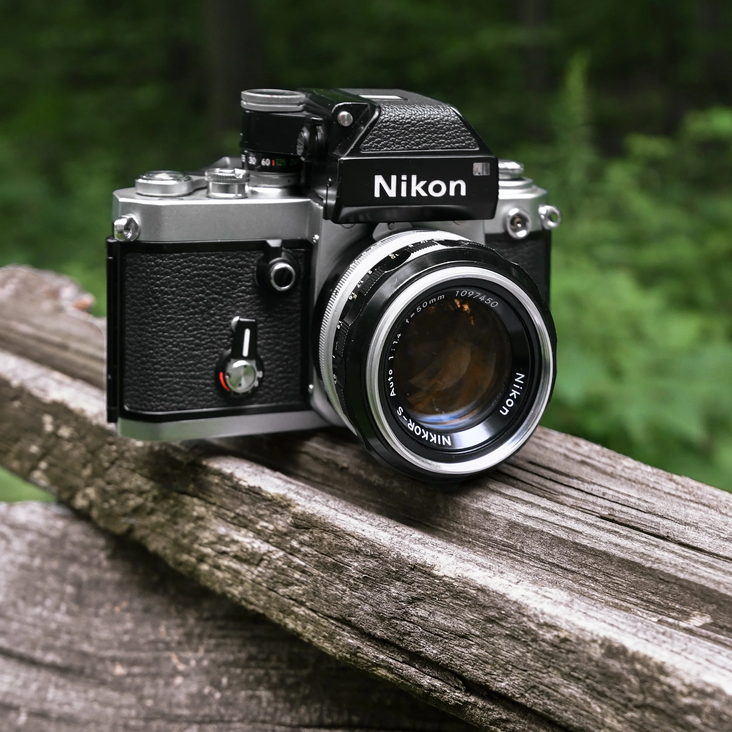 Nikon F2