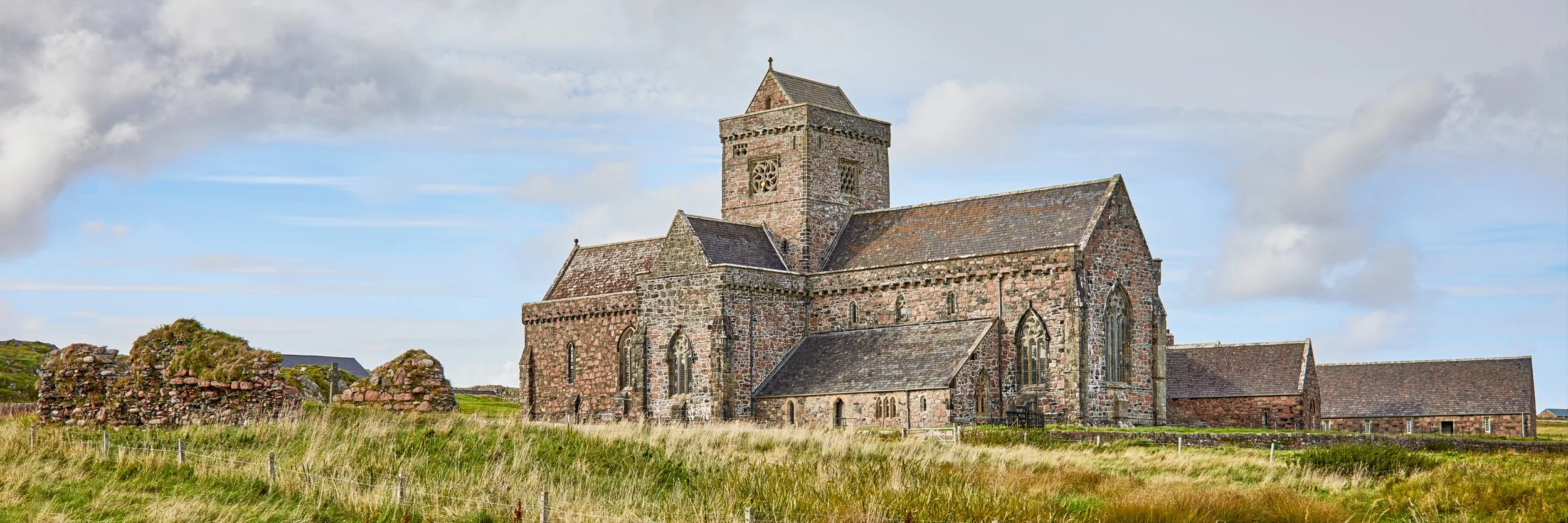 Scotland-Iona Abbey-Pano-BASE.jpg